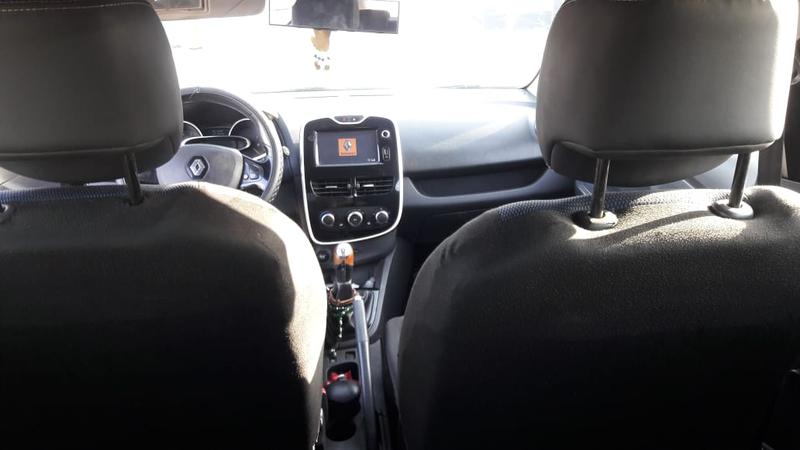 Renault Clio • 2016 • 94,000 km 2