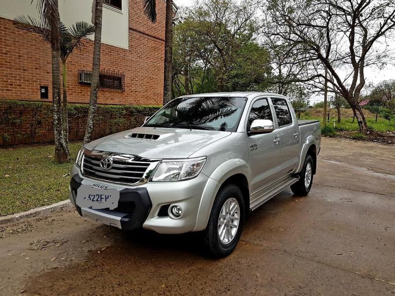 Toyota Hilux • 2014 • 131,087 km 1