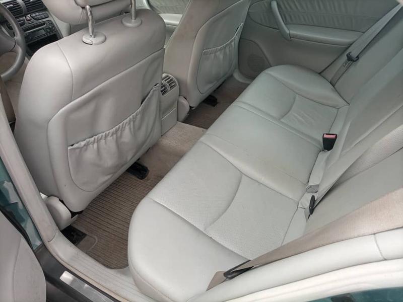 Mercedes-Benz C • 2005 • 500 km 5