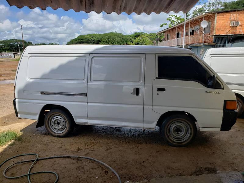 Mitsubishi L300 • 2000 • 3,000 km 3