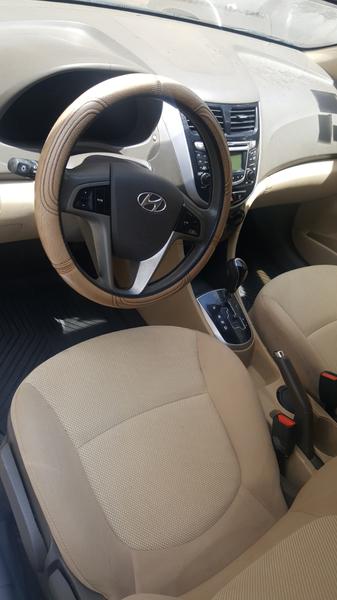 Hyundai Accent • 2015 • 75,000 km 2