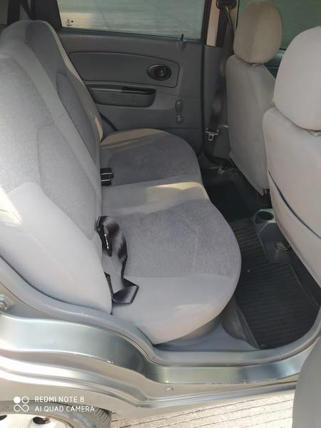 Chevrolet  • 2010 • 85,000 km 2