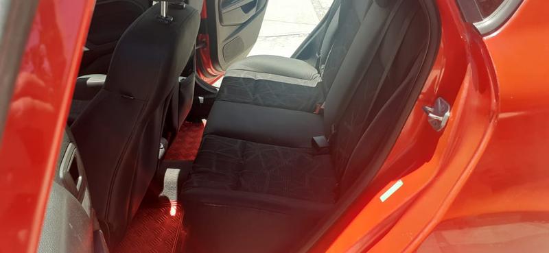 Ford Fiesta • 2012 • 100,000 km 7