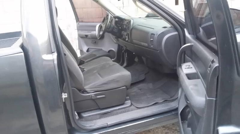 Chevrolet Silverado 2500hd • 2009 • 250,000 km 1