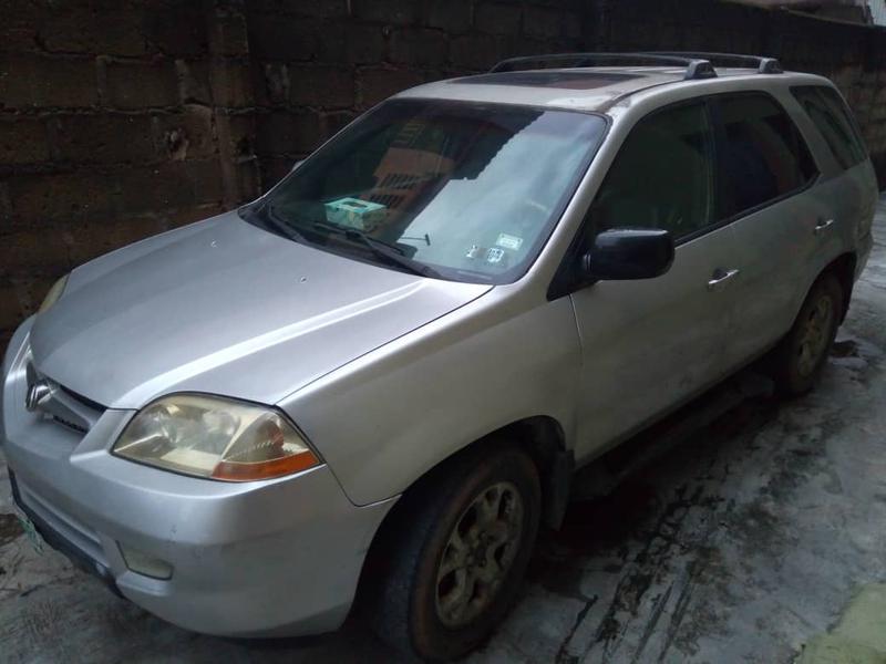 Acura MDX • 2002 • 12,000 km 2