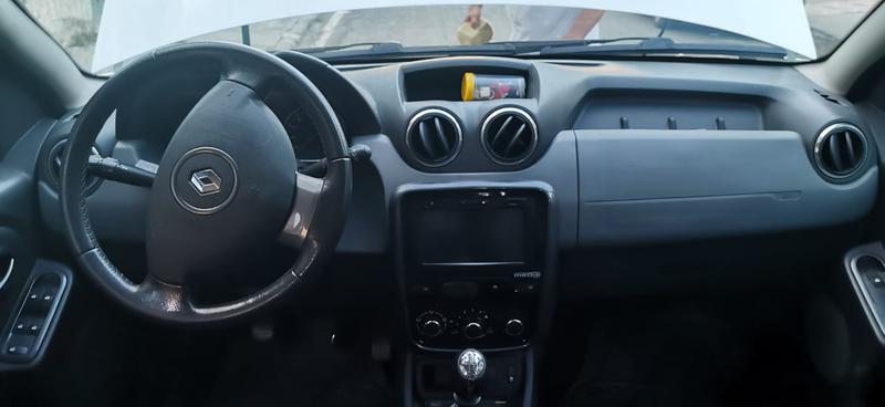 Renault Duster • 2015 • 62,000 km 3