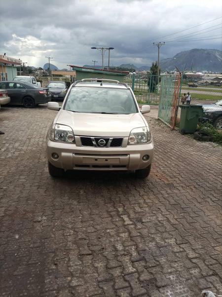 Nissan X-Trail • 2009 • 98,000 km 4