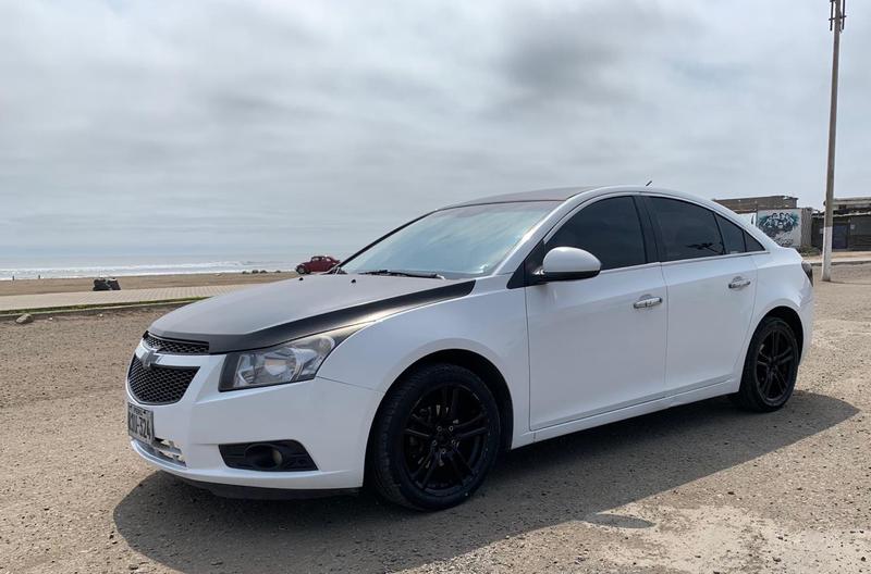 Chevrolet Cruze • 2011 • 122,000 km 7