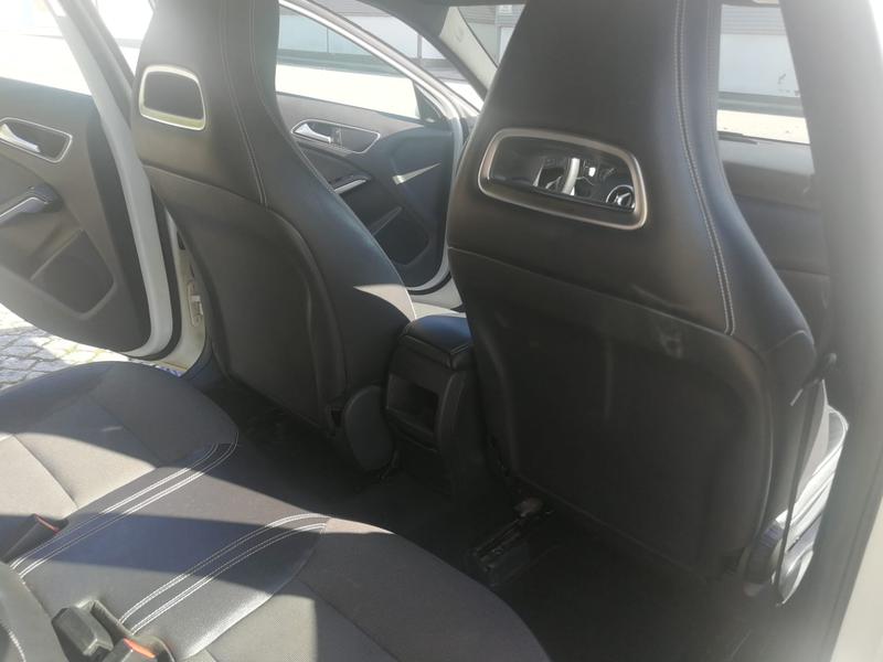 Mercedes-Benz A • 2015 • 92,000 km 2