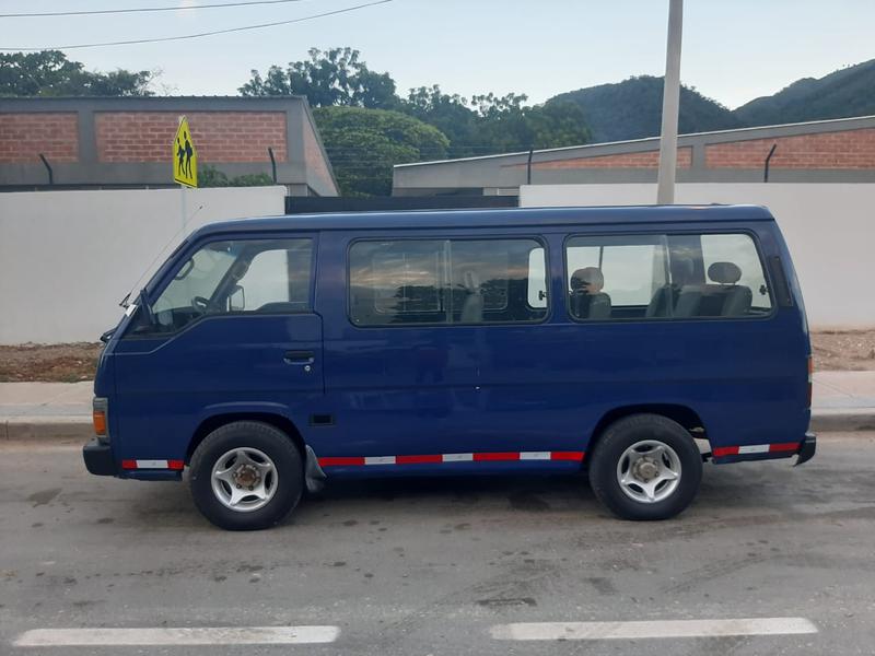 Nissan Urvan • 1997 • 123,456 km 7