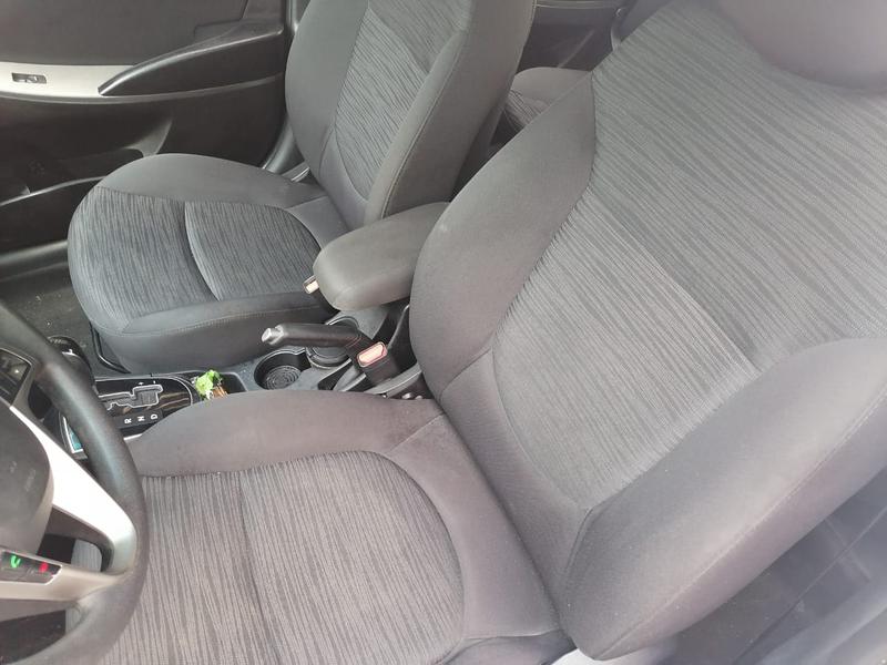 Hyundai Accent • 2018 • 50,000 km 4