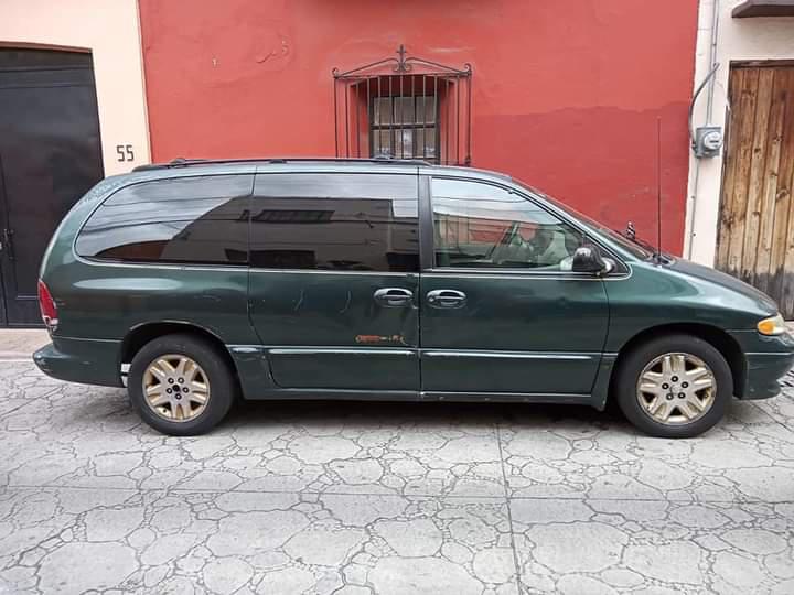 Dodge Grand Caravan • 1996 • 150,000 km 7