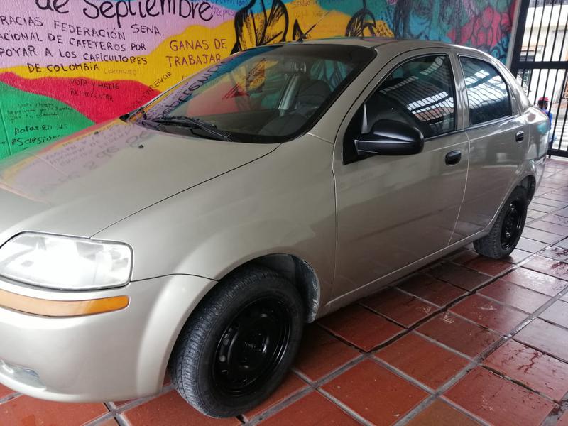 Chevrolet  • 2009 • 142,200 km 3