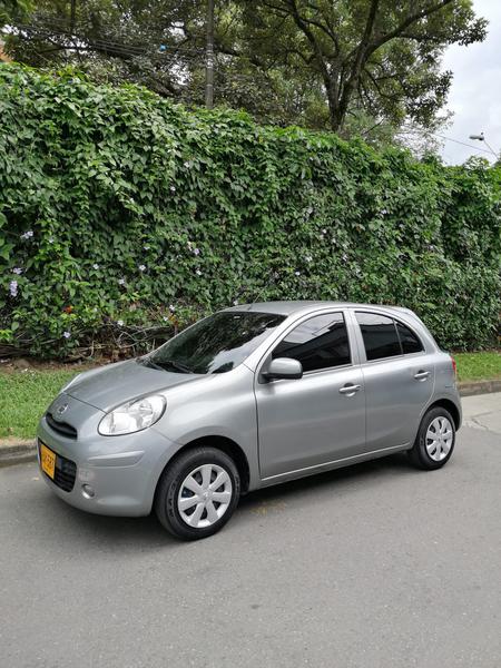 Nissan March • 2014 • 49,000 km 3