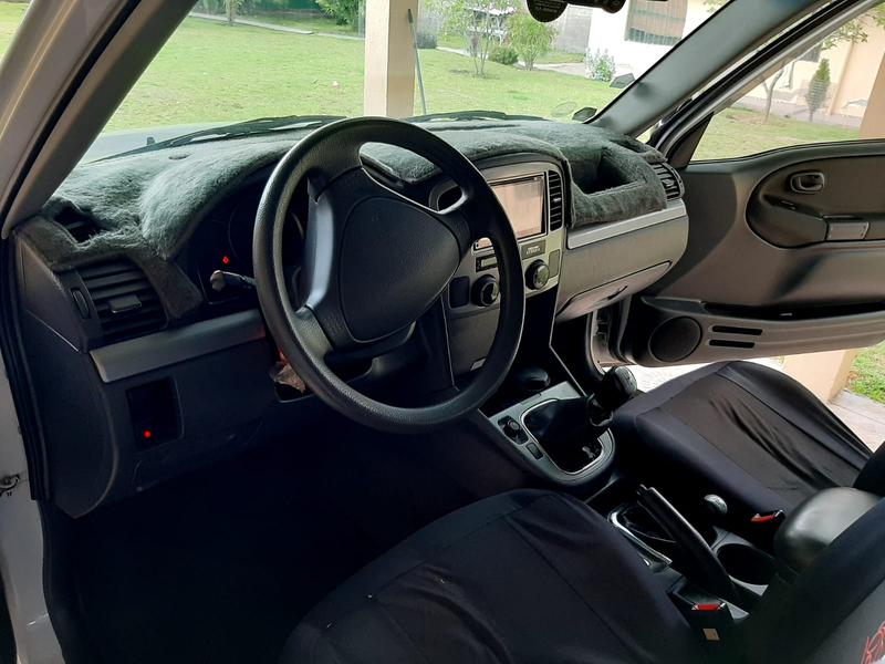 Chevrolet 1500 • 2010 • 106,000 km 4