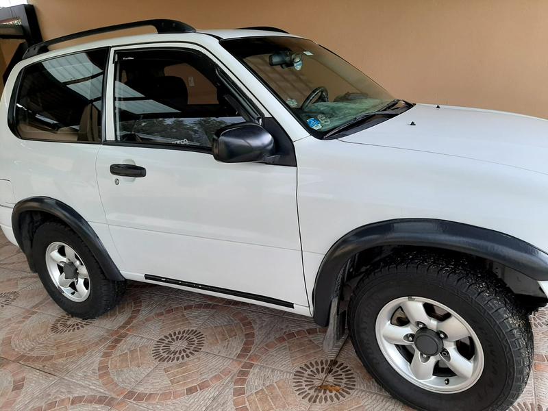 Chevrolet 1500 • 2010 • 106,000 km 6