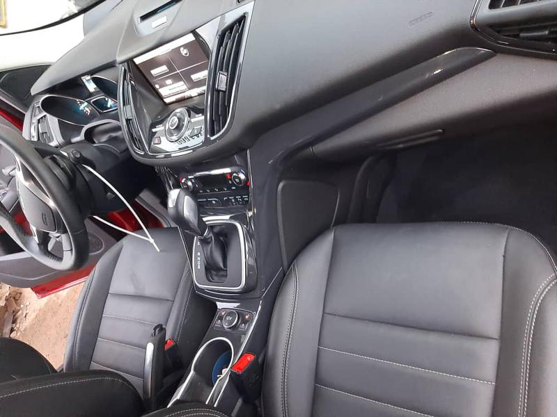 Ford Escape • 2014 • 115,000 km 3