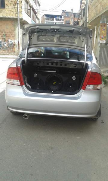 Chevrolet 1500 • 2010 • 87,300 km 6