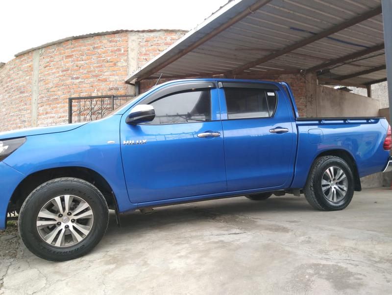 Toyota Hilux • 2016 • 67,000 km 2