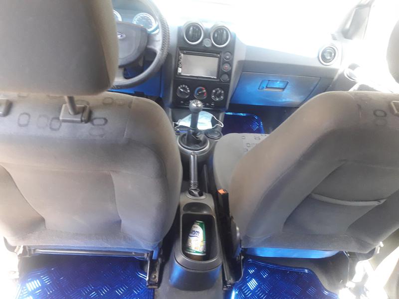 Ford EcoSport • 2005 • 224,000 km 6