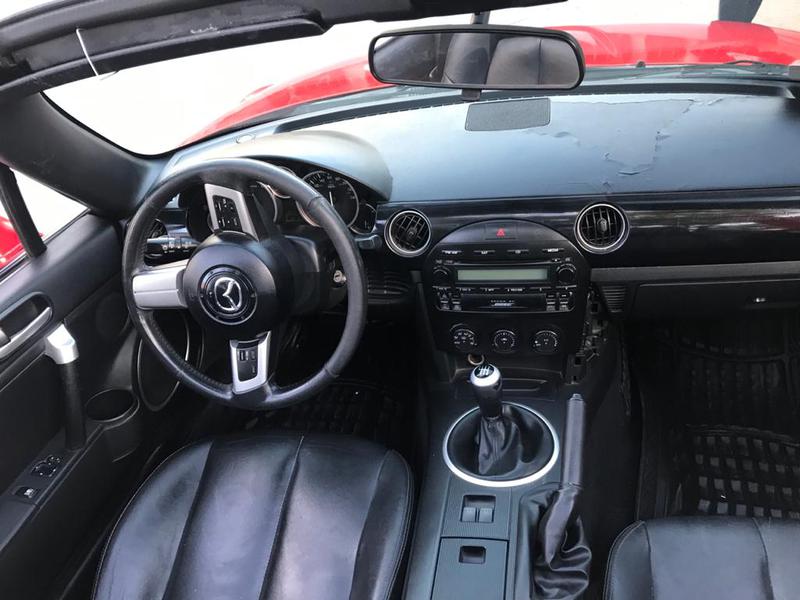 Mazda MX-5 • 2008 • 60,000 km 3