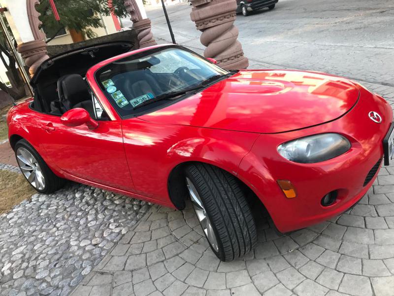 Mazda MX-5 • 2008 • 60,000 km 4