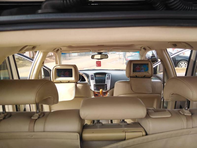 Lexus RX • 2005 • 2,215 km 4