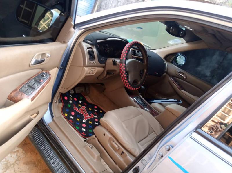 Acura MDX • 2005 • 170,000 km 18