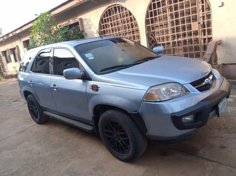 Acura MDX • 2005 • 170,000 km 17