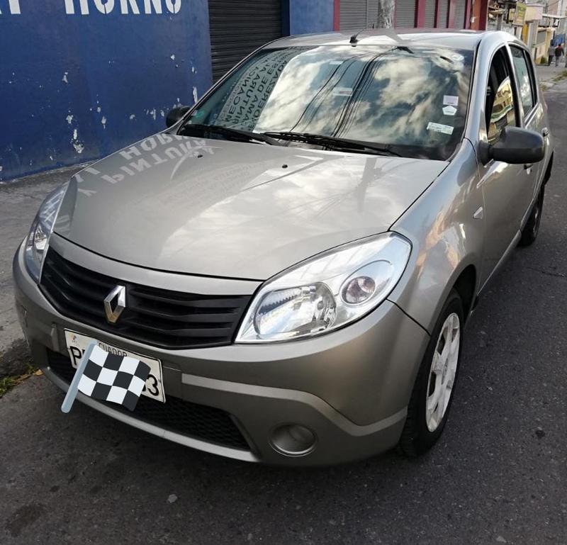 Renault Sandero • 2012 • 150,000 km 1