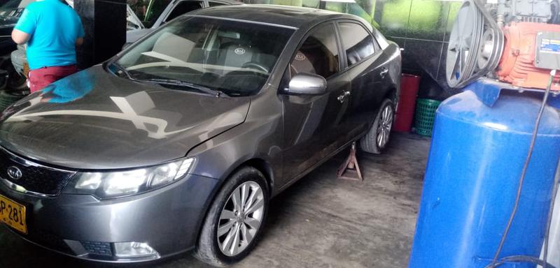 Kia Cerato • 2013 • 136,000 km 3