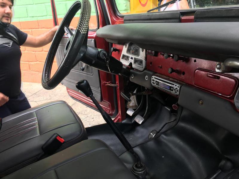 Toyota FJ Cruiser • 1978 • 100,000 km 12