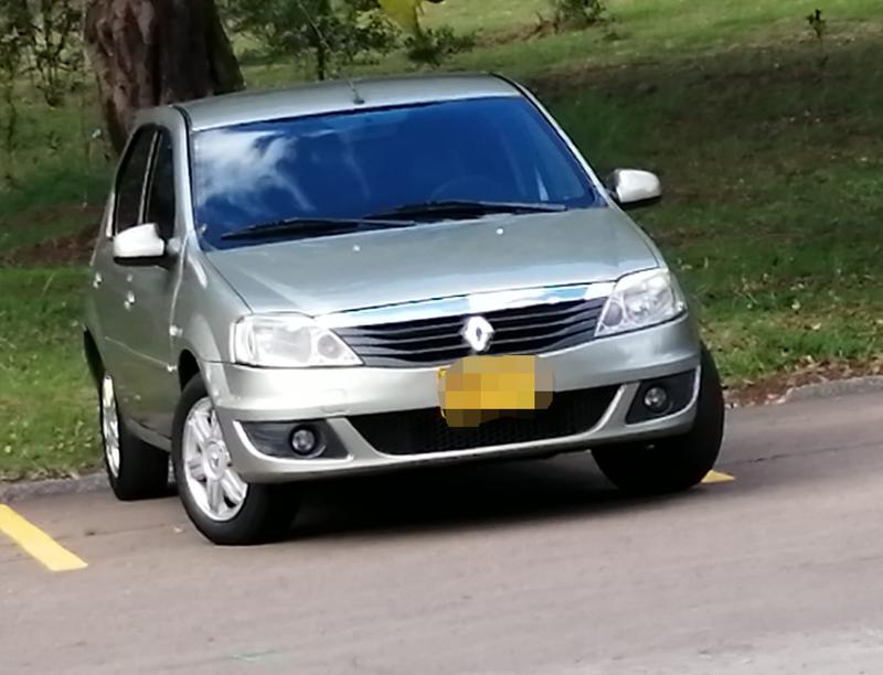 Renault Logan • 2012 • 1,600 km 7