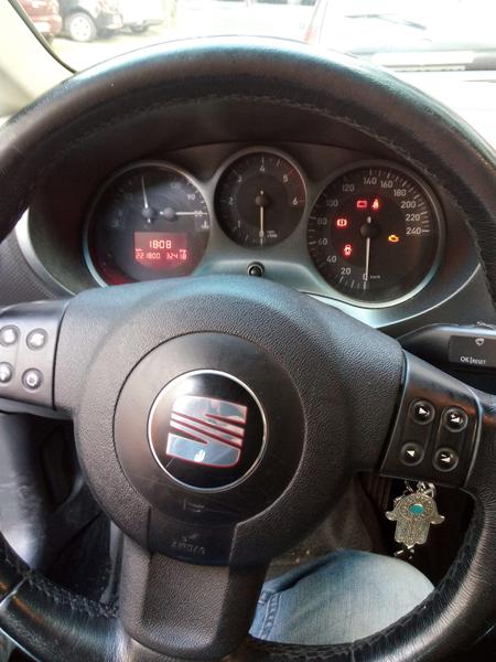 Seat Leon • 2005 • 240,000 km 4