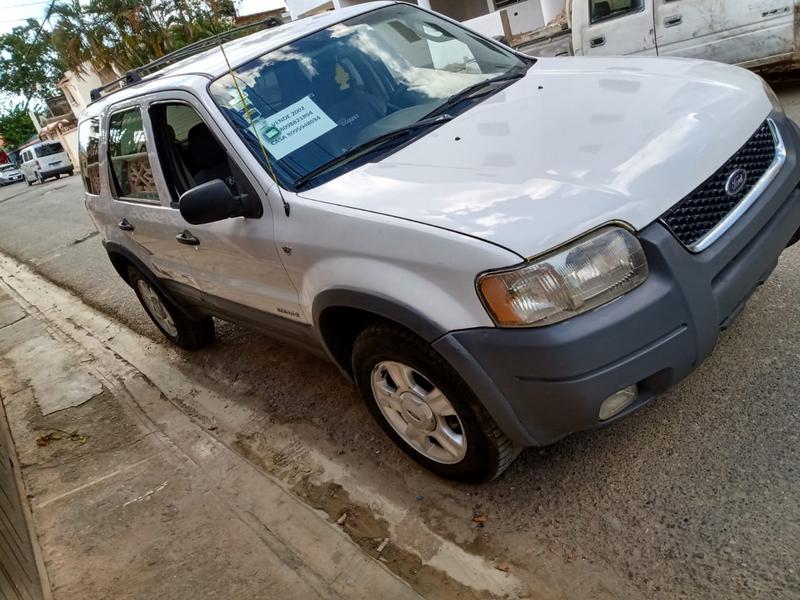 Ford Escape • 2002 • 212,176 km 4