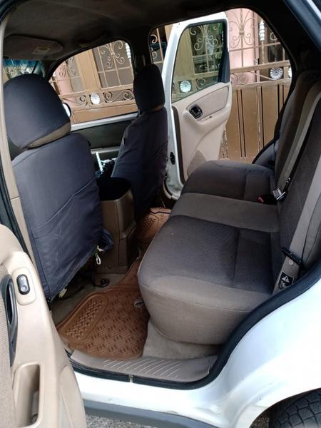 Ford Escape • 2002 • 212,176 km 3