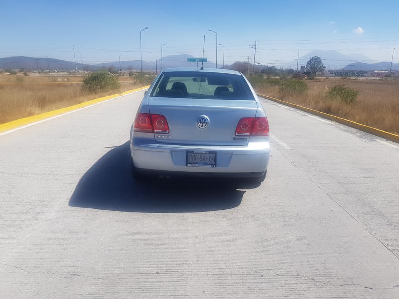 Volkswagen Jetta • 2010 • 128,000 km 10