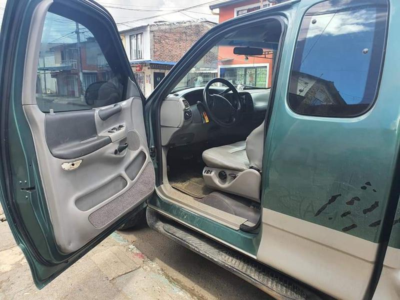 Ford F-150 • 1997 • 240 km 4