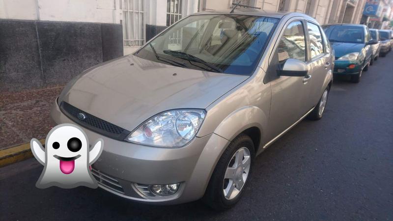 Ford  • 2006 • 0 km 3