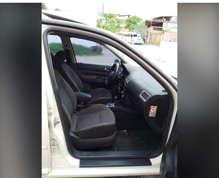 Volkswagen Jetta • 2009 • 174,100 km 2