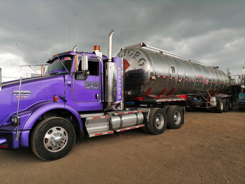 Chrysler LHS • 2012 • 540,000 km 5