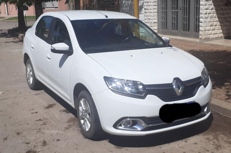 Renault Logan • 2018 • 33,500 km 5