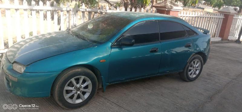 Mazda 323 F • 1996 • 100,022 km 3