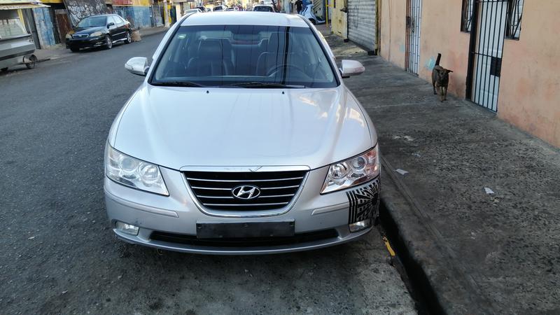 Hyundai Sonata • 2011 • 9,000 km 7