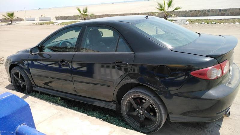 Mazda 6 • 2004 • 104,000 km 3