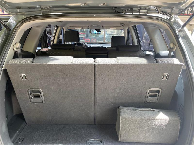 Hyundai Santa Fe • 2009 • 115,000 km 11