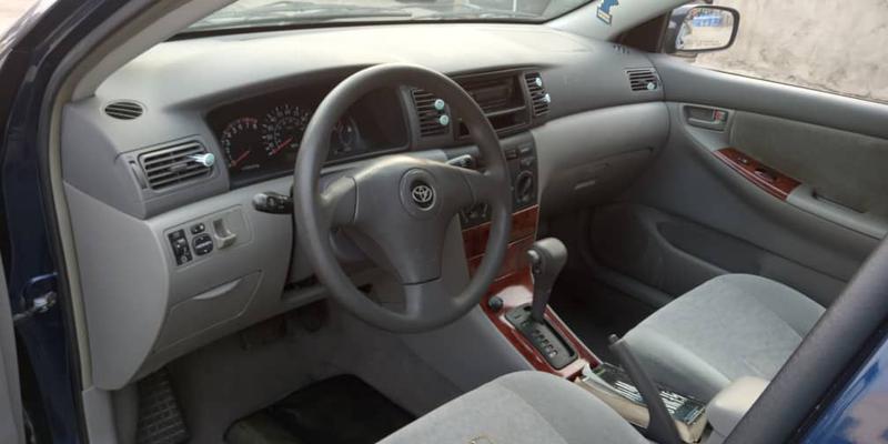 Toyota Corolla • 2003 • 12,000 km 4