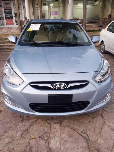 Hyundai Accent • 2012 • 112,805 km 6