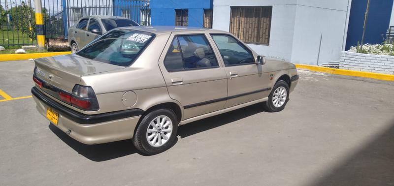 Renault 10 • 2001 • 149,000 km 5