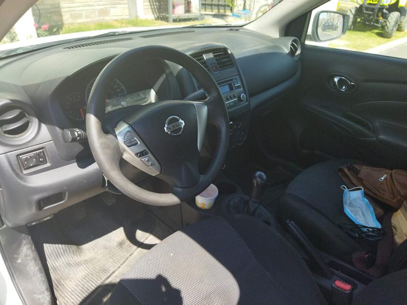 Nissan Versa sense • 2019 • 43,000 km 4